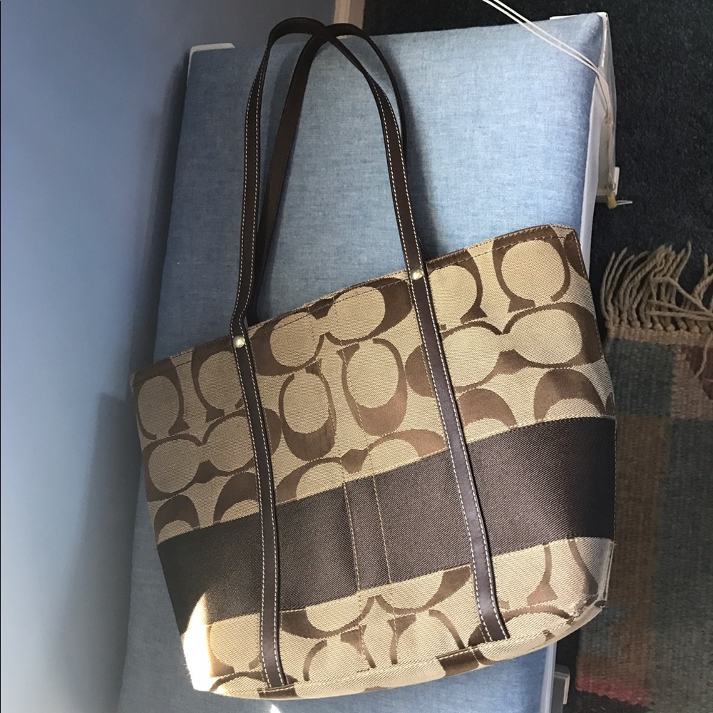 Coach Purse with Legacy stripe lining- Authentic
