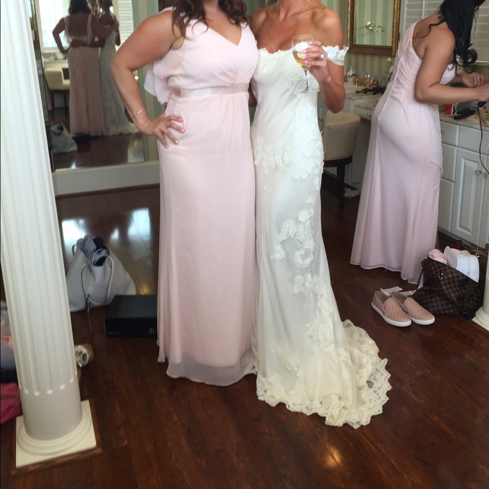 Davids bridal dress petal size 8