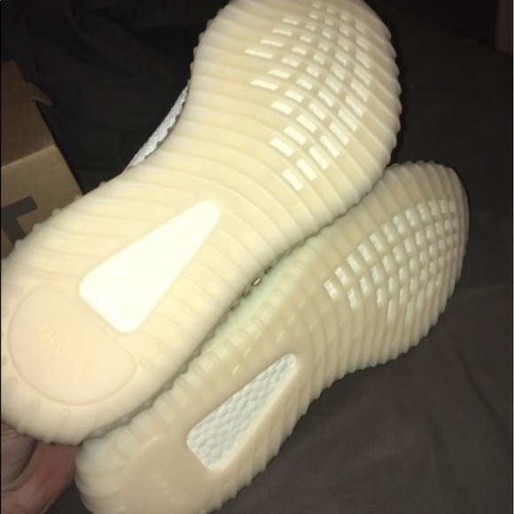Yeezys Boost 350 (Size 11) main image 4