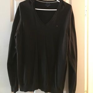 Tommy Hilfiger Women's V-neck sweater