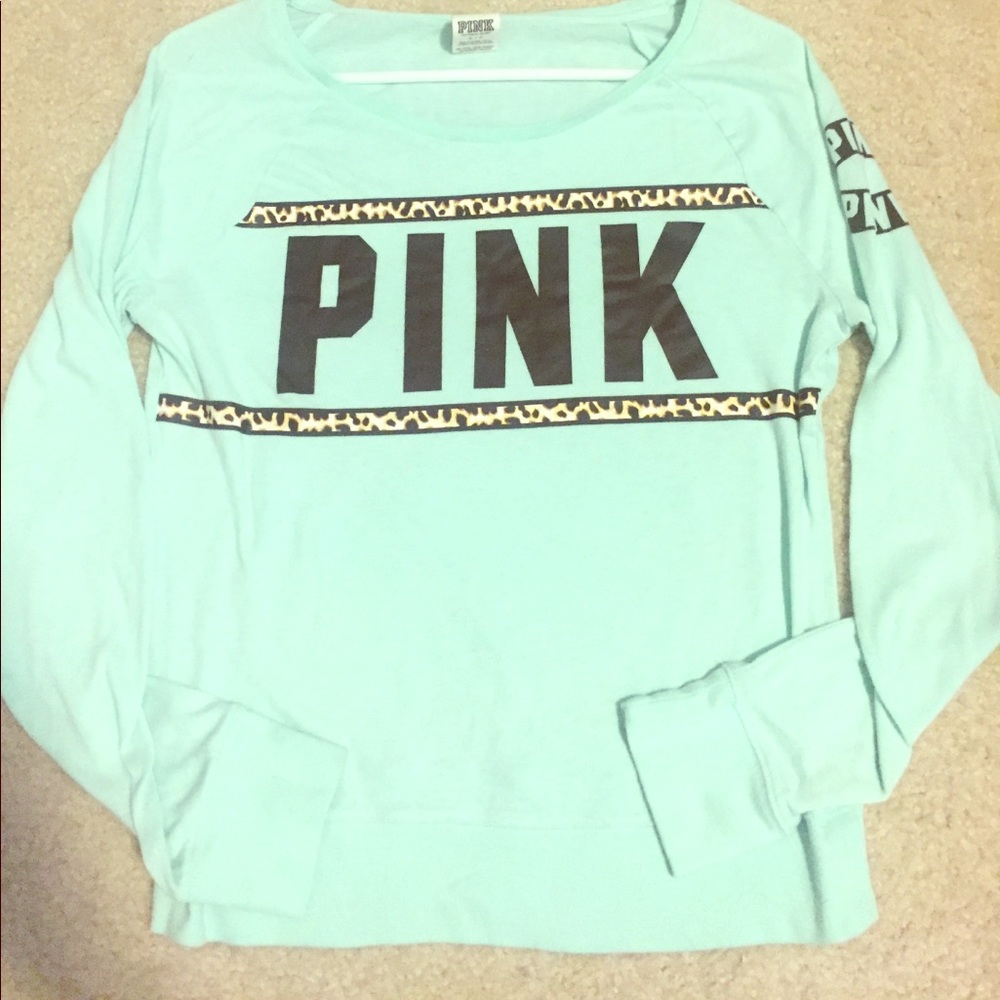 Long sleeve t-shirt