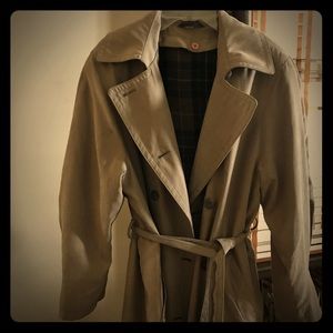 Vintage Classic Ladies Trench Coat