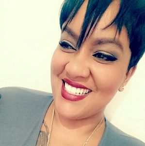 Meet your Posher, Ofelia