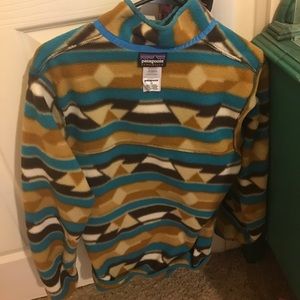 patigonia pull over