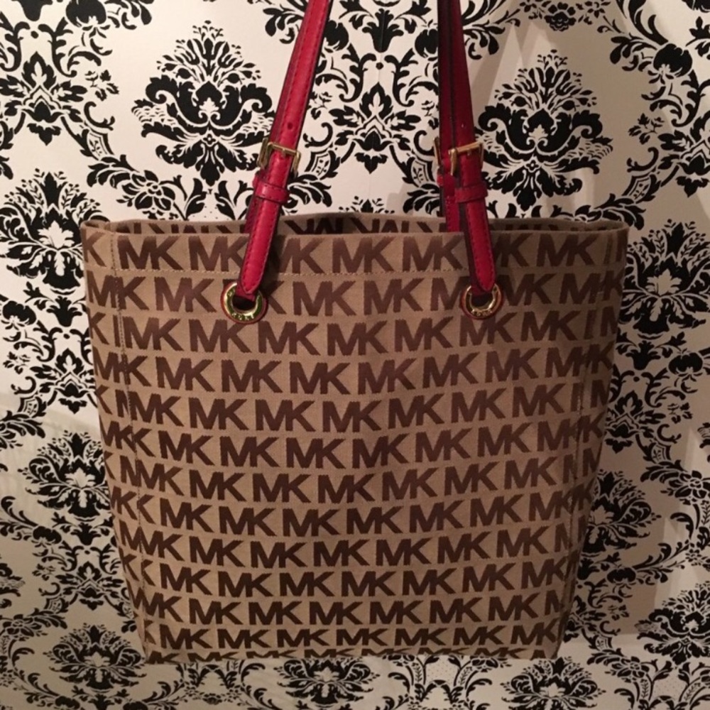 👜MICHAEL KORS TOTE👜