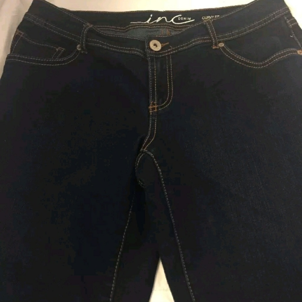 INC Capri jeans size 10 curvy fit