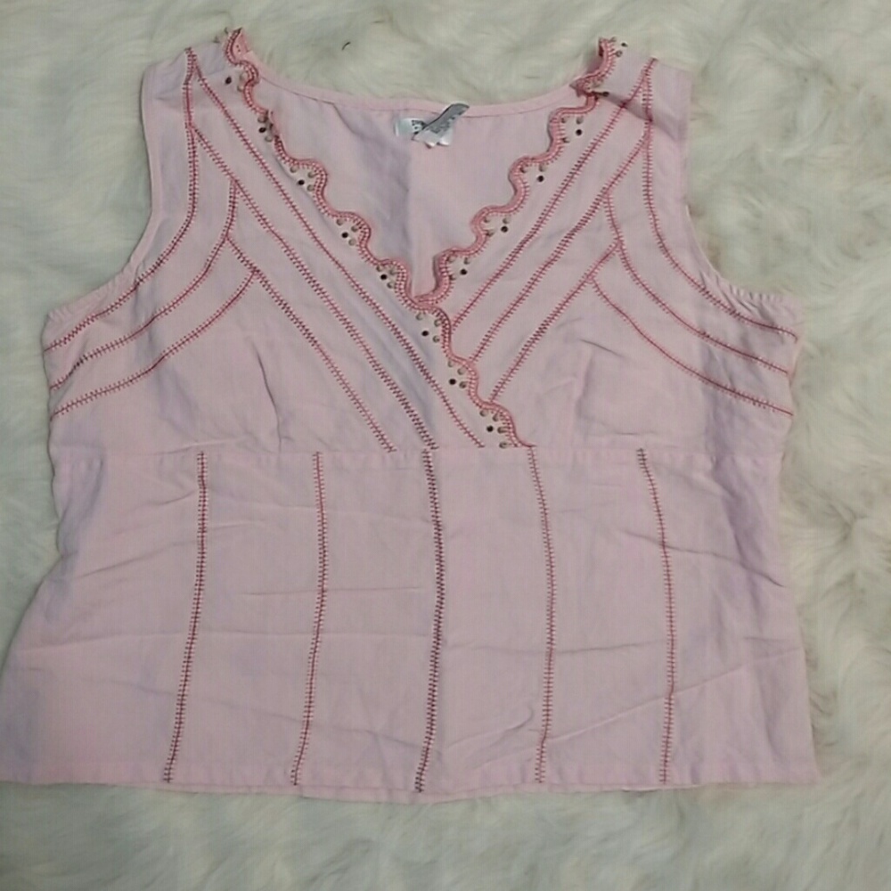 VINTAGE, EUC, CUTE AS A BUTTON, LIGHT PINK TOP