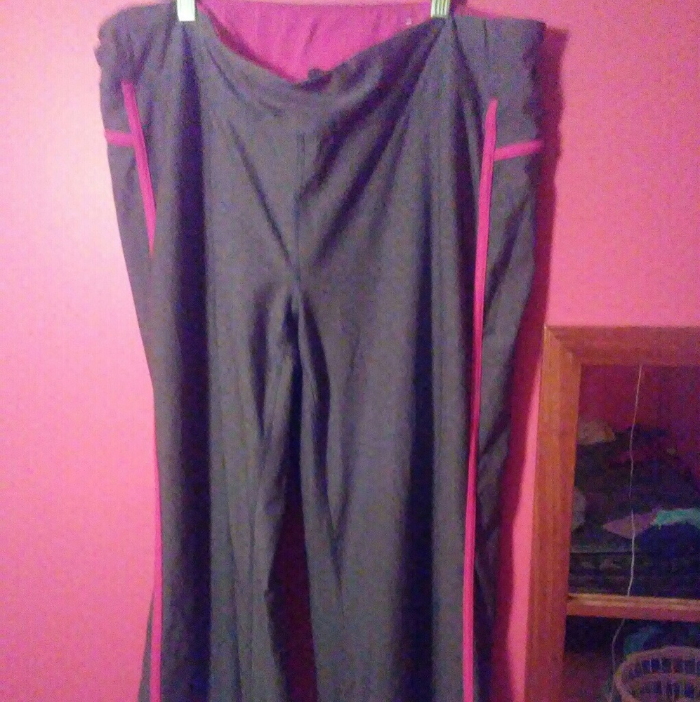 Xersion semi fit pants