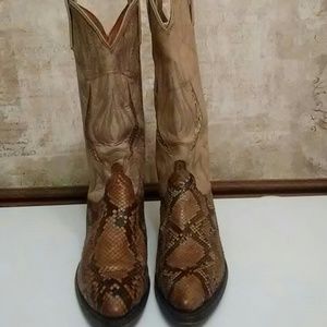 Women Boots