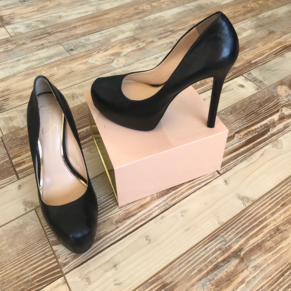 Jessica Simpson black heels