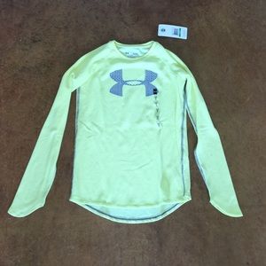 girls under armour t shirt