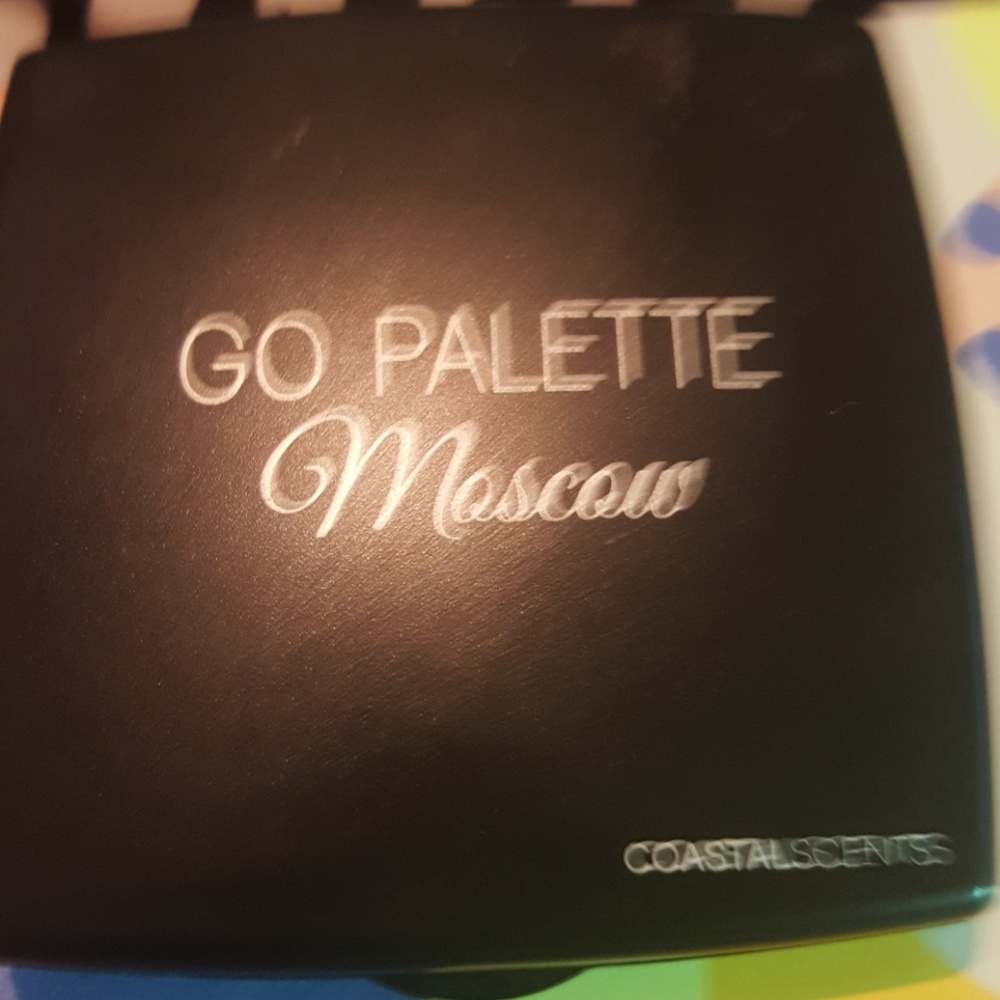 Moscow Go Palette, gently used