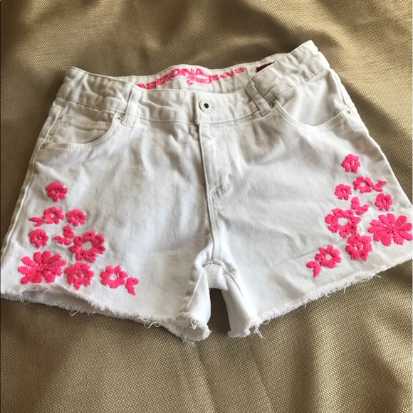 3/$10 Arizona Shortie Shorts ๐ white/hot pink - Picture 2 of 7