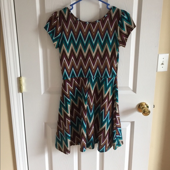 TRIBAL PRINT DRESS - Picture 2 of 2