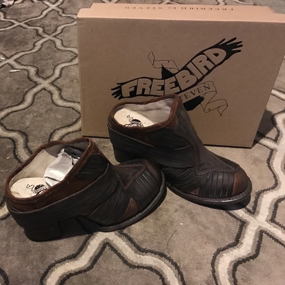 Free bird Smith mule in brown size 7