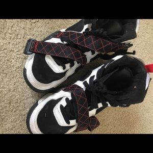 Nike Air Raid - University Red