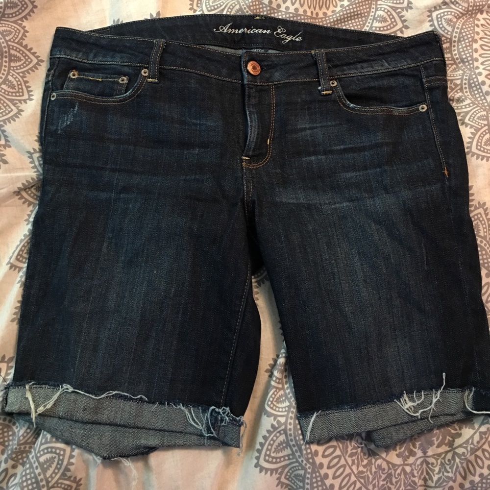 American eagle Bermuda shorts