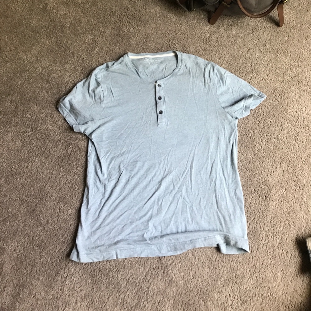 Banana Republic Short Sleeve Henley