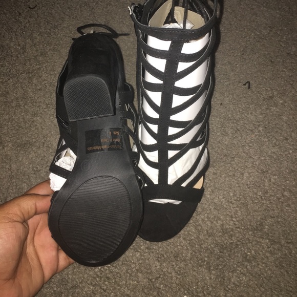 Brand New - Picture 3 of 3