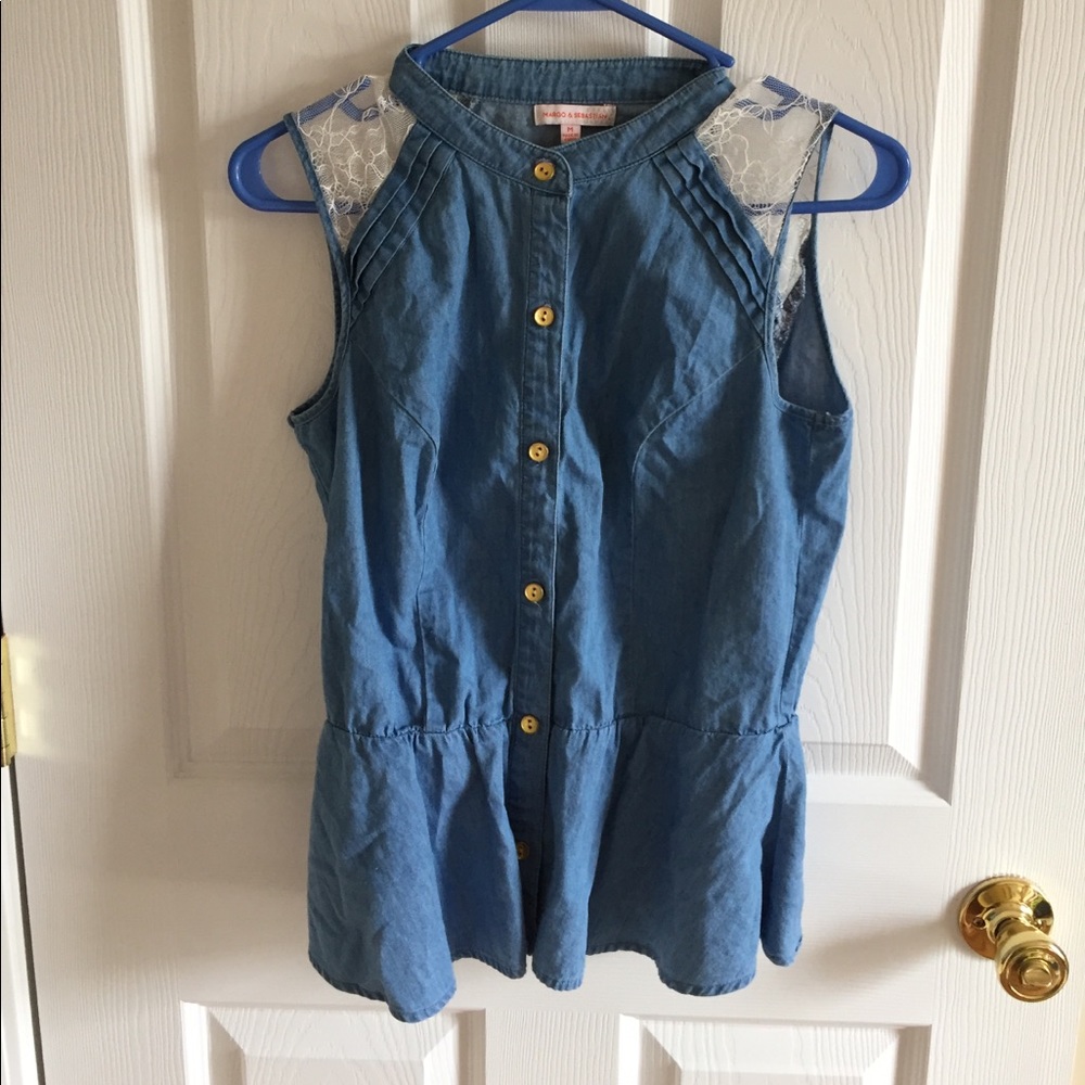 PEPLUM NO SLEEVE TOP