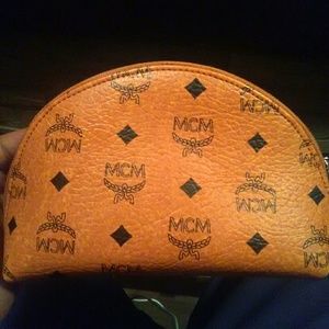 MCM Clutch