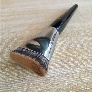 PRO Contour Brush