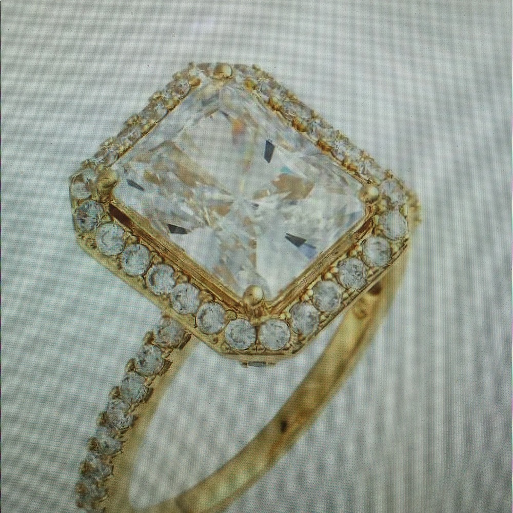 Nadri ring