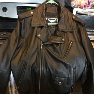 Wilsons  XL Mens Black Leather Motorcycle Jacket