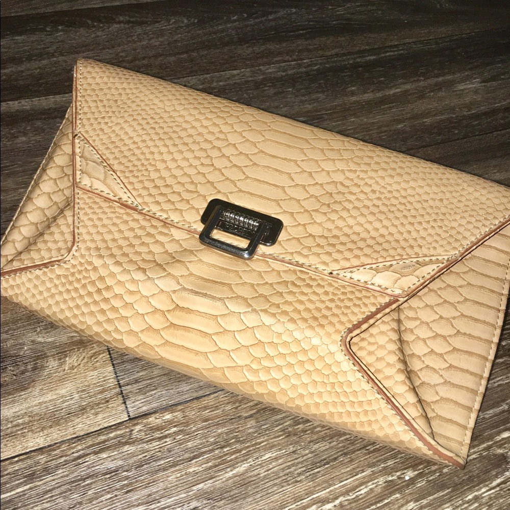 RACHEL ROY TAN BEIGE CLUTCH PURSE