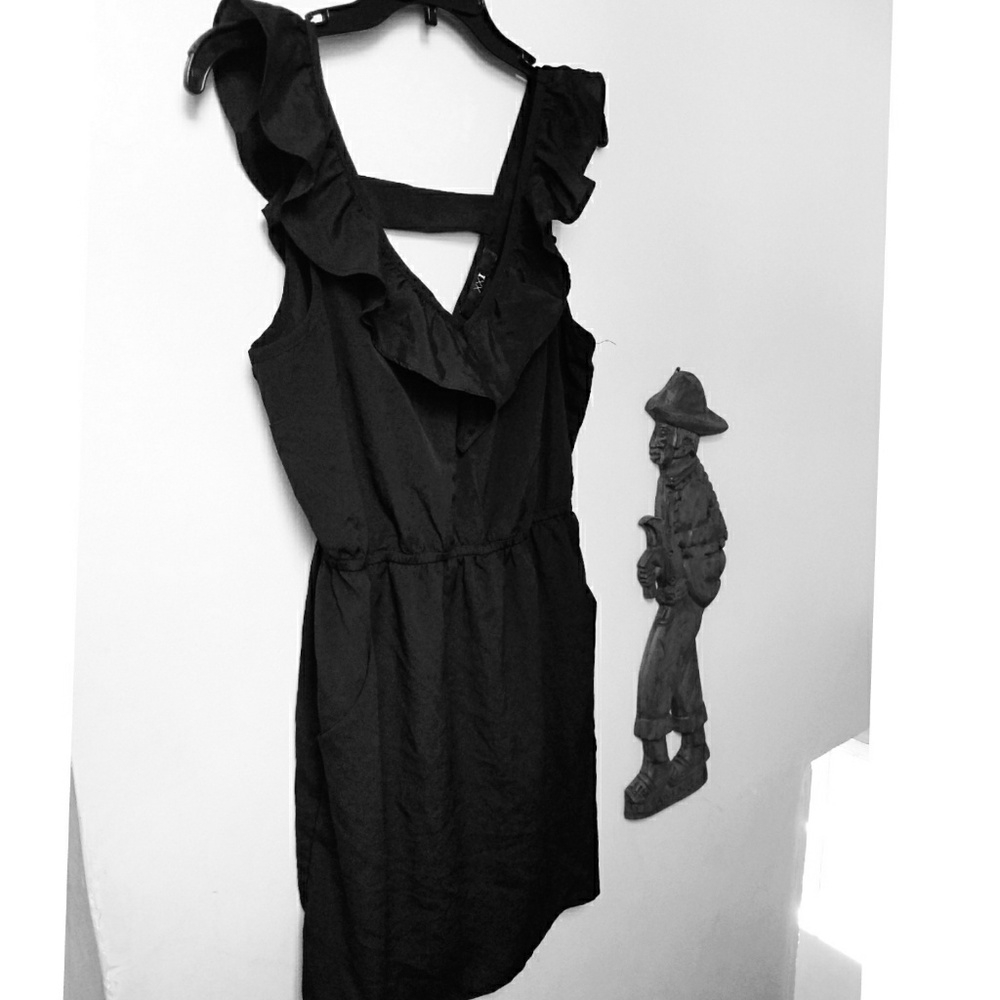 Forever 21 black ruffled dress