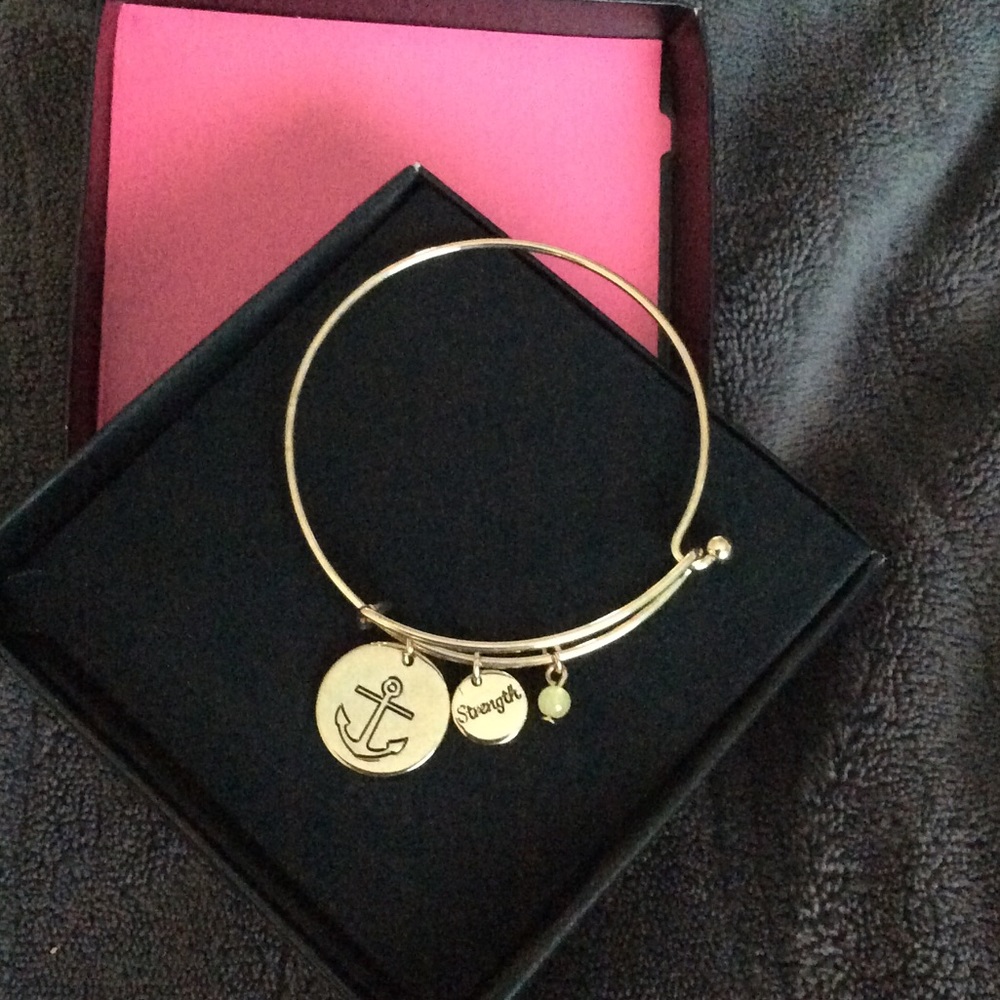 Precious Charms Anchor Bracelet