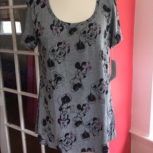 Nwt Lularoe Disney Minnie Mouse Classic Tee small