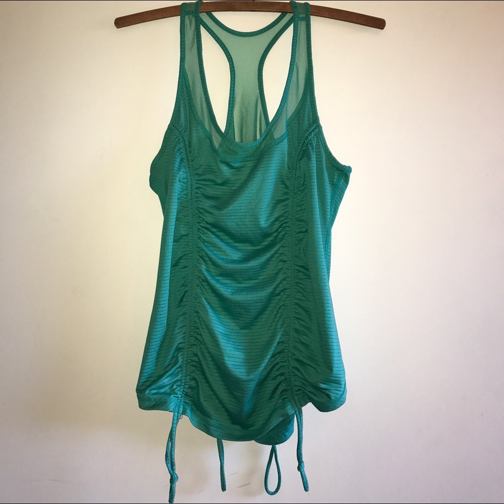90 degree by reflex green tank