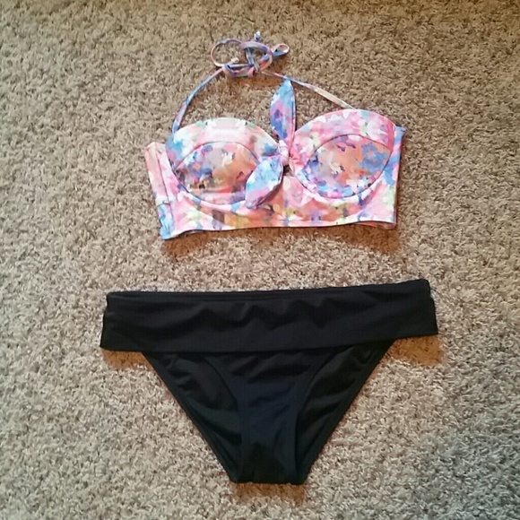 Victoria's Secret Other - ***NWOT Victoria's Secret size M bikini bottoms