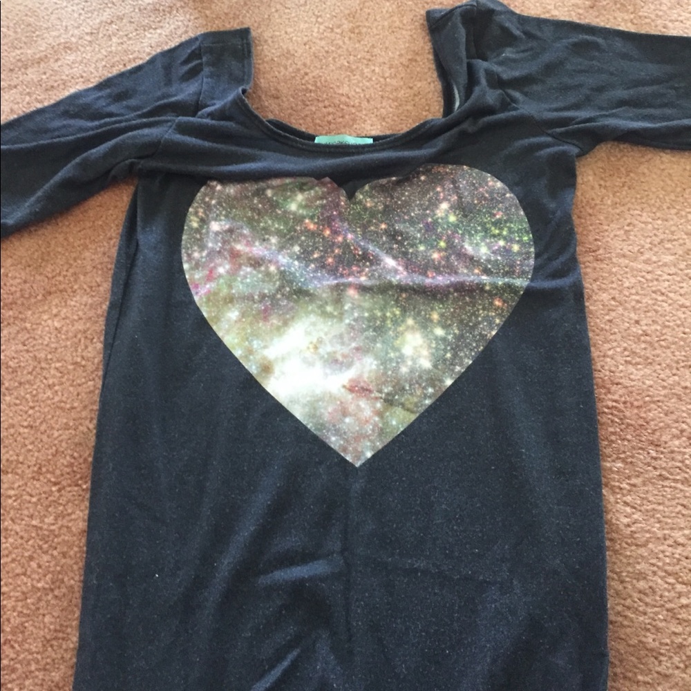 Black tee with space glitter heart