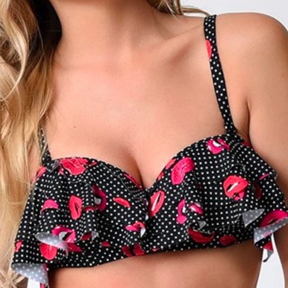 Lip Print Vintage Style Swimsuit Bikini - Picture 2 of 4