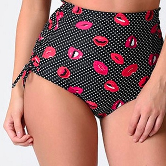 Lip Print Vintage Style Swimsuit Bikini - Picture 3 of 4