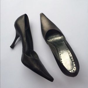 BCBGirls Textures Leather Point Toe Heels • 8.5