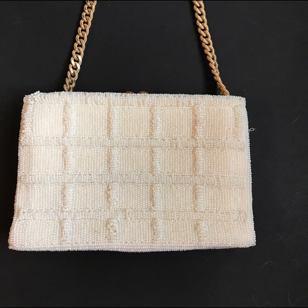 🎉HP🎉 Vintage WALBORG Beaded Purse Shoulder Bag