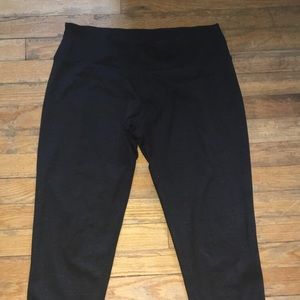 1/4 cropped athletic leggings