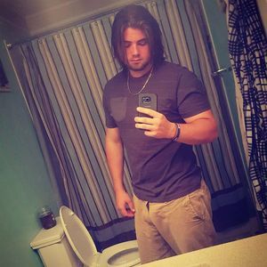 Meet your Posher, Devin