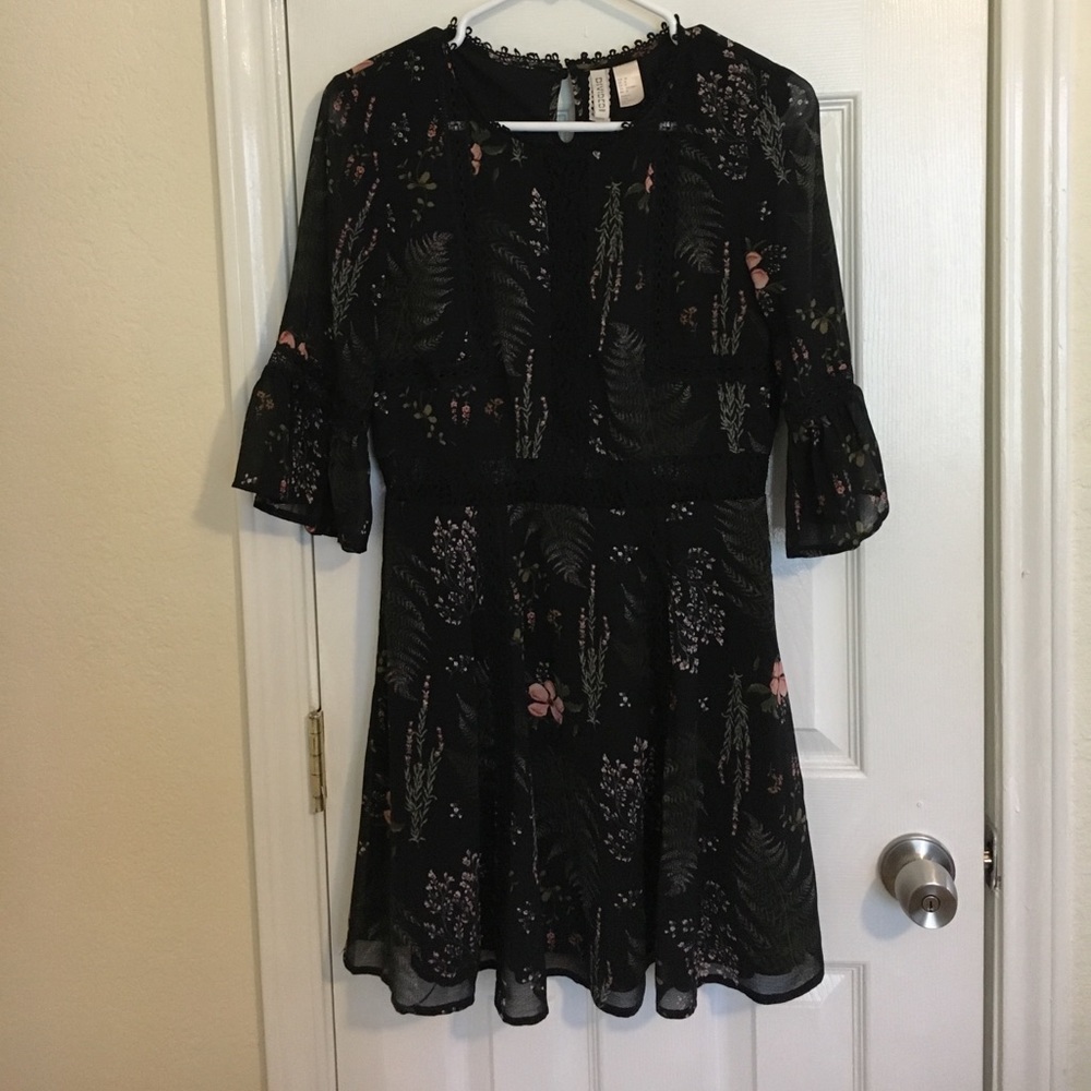Floral Lace Black H&M Dress