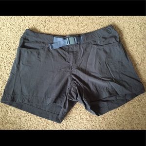Colombia shorts - size SMALL