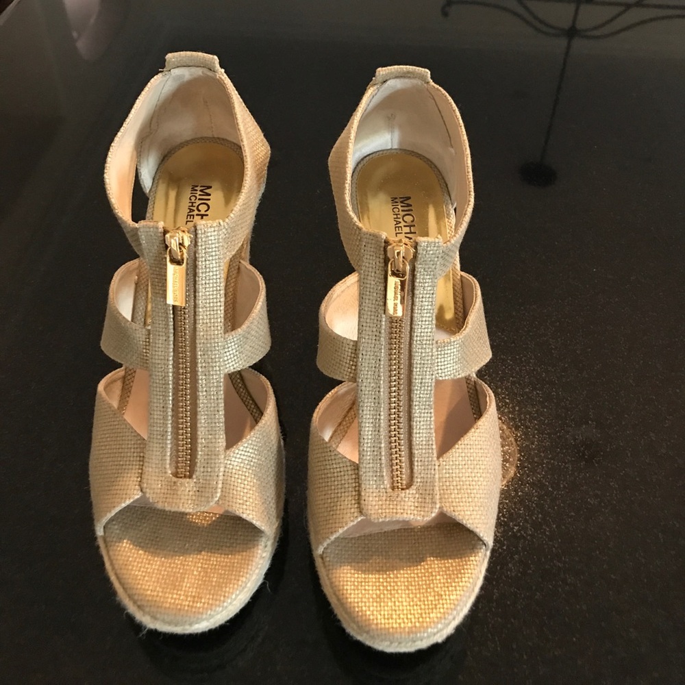Michael Kors neutral gold sandals
