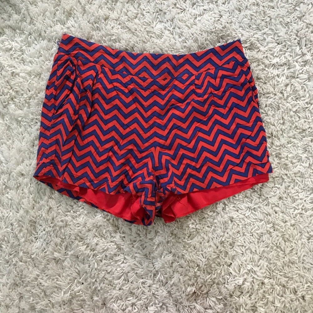 Flowy shorts