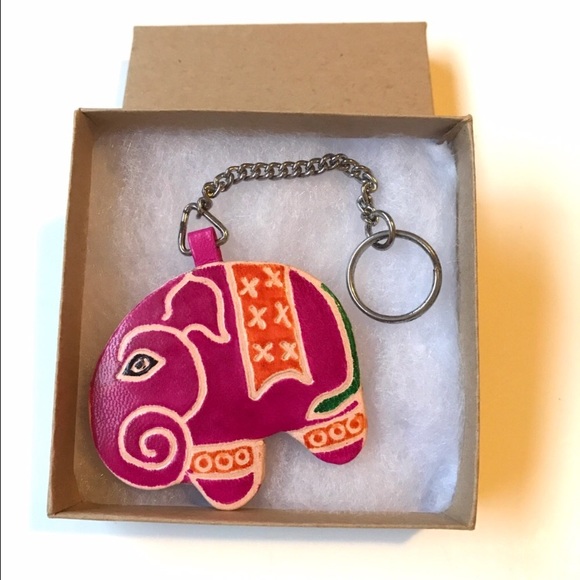 Boho Cruelty Free Leather Elephant Keychain - Picture 2 of 2