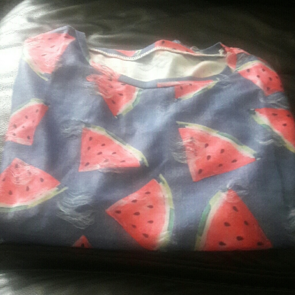 Fun blouse get with shorts