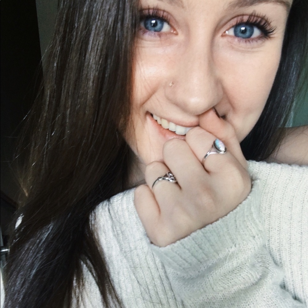 Meet your Posher, Brianne