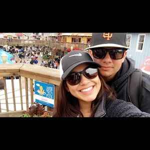 Meet your Posher, Esperanza