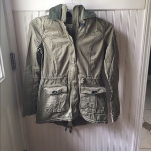 Like new army jacket
